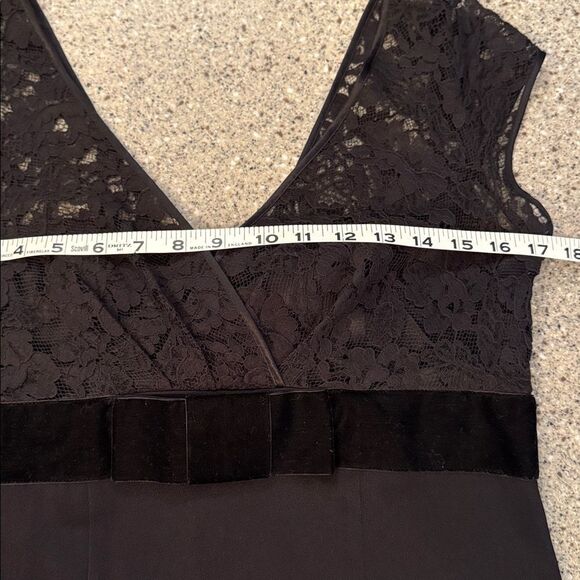 BANANA REPUBLIC Black Lace Cap Sleeve Velvet Bow Midi Cocktail Dress - Picture 10 of 12
